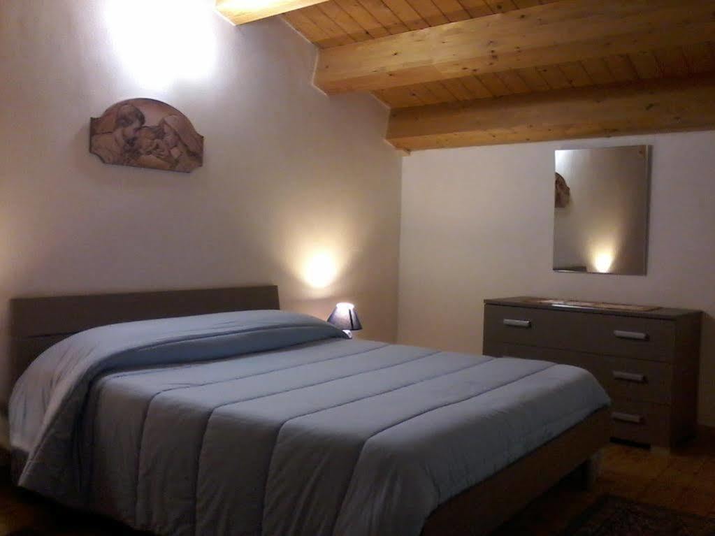 Casa Vacanze Il Quadrifoglio Ното Екстер'єр фото